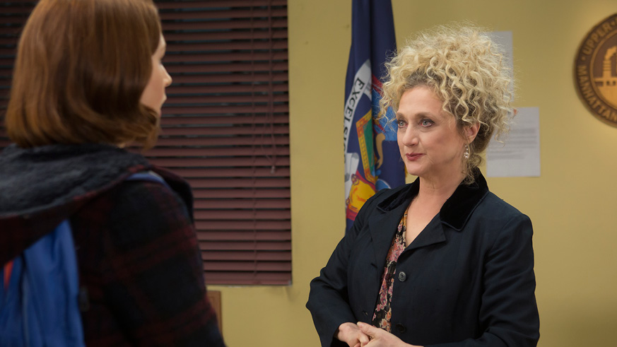 Carol Kane Unbreakable Kimmy Schmidt Season 3 Still