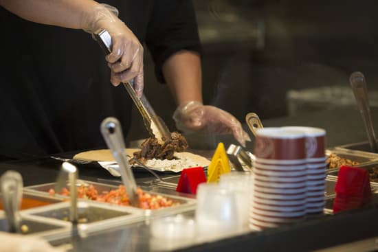 Chipotle holiday hours for 2018