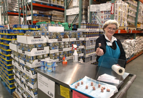 costco open on christmas 