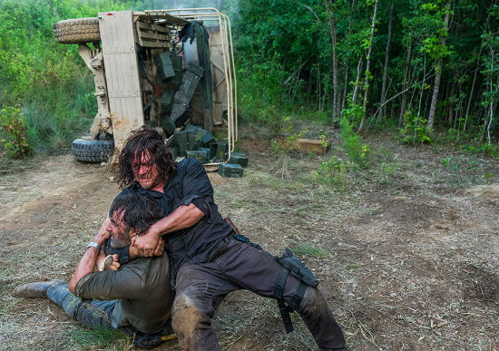 does Daryl die in the walking dead season 8