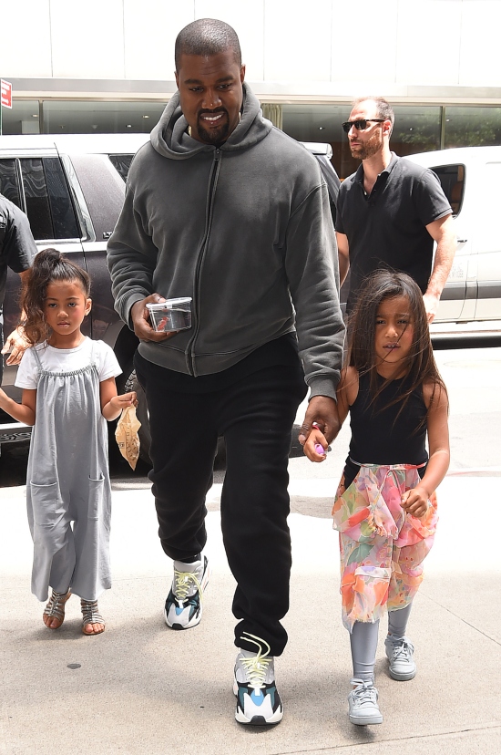 How many kids does Kanye West have? – Metro US