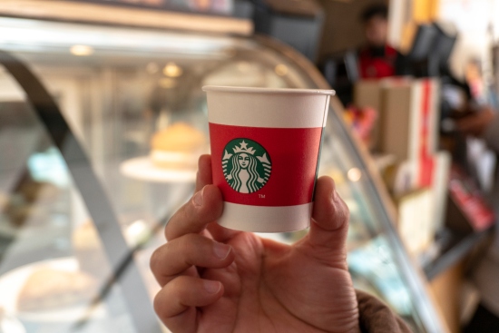 Is Starbucks open on Christmas 